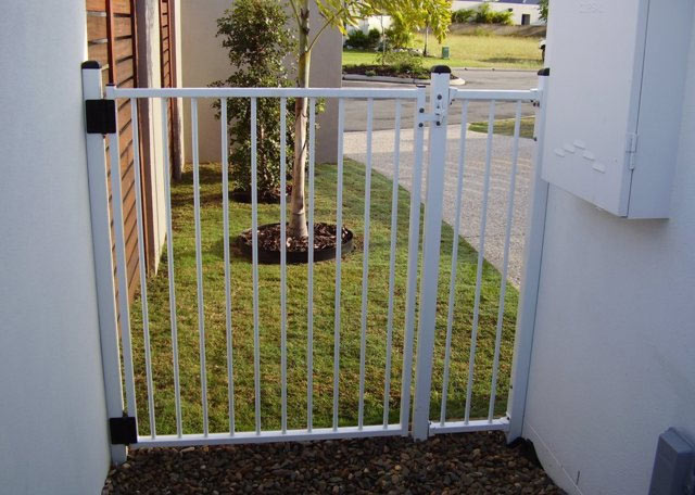 Aluminium Access Gate 1000high