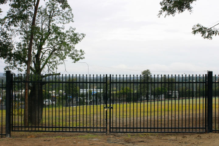 Bremer State High School Fencing