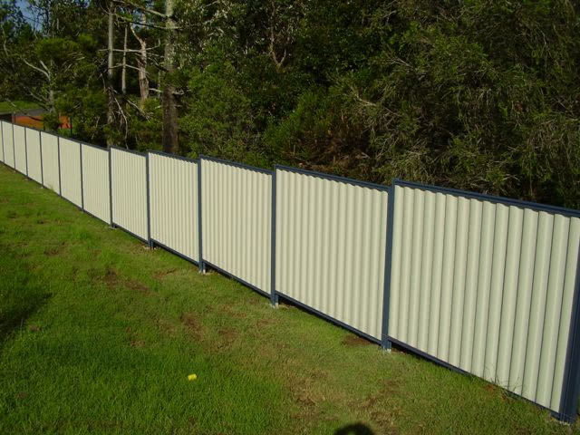 Dog Fence  Fencescape Fencing