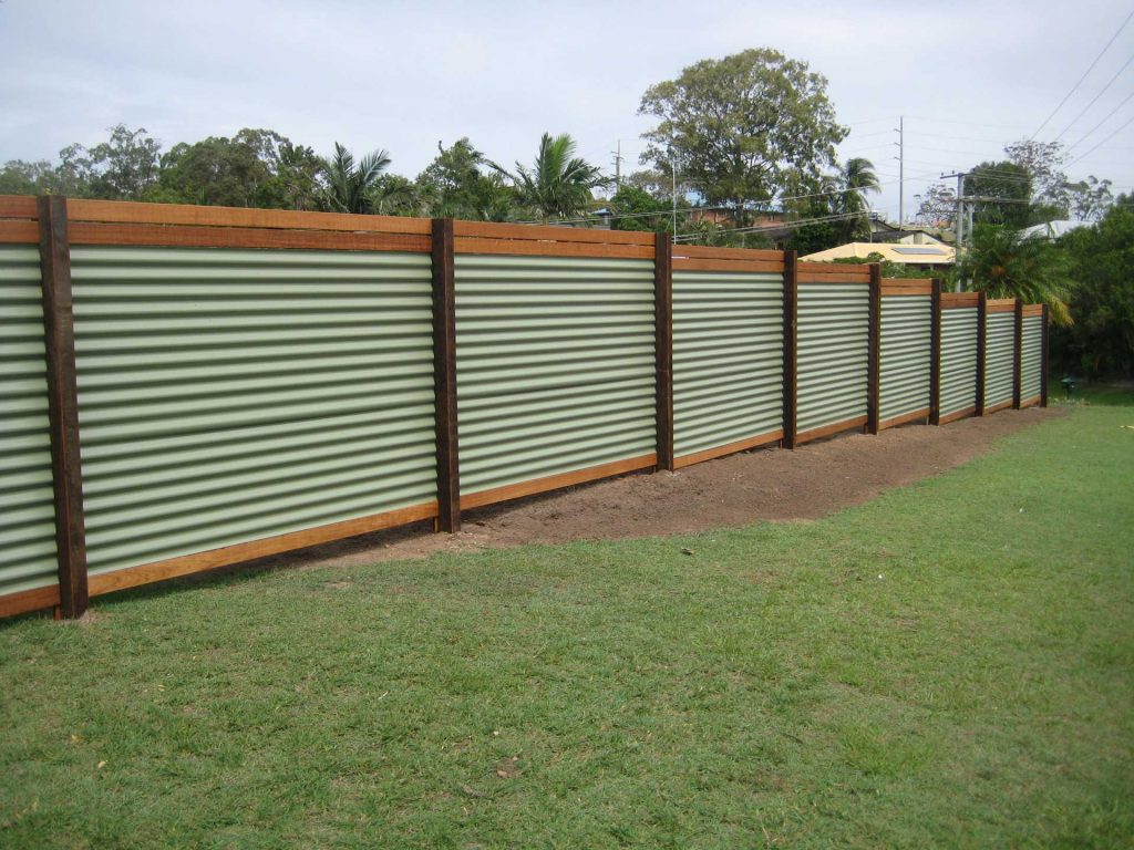 Corro with Timber base posts slats