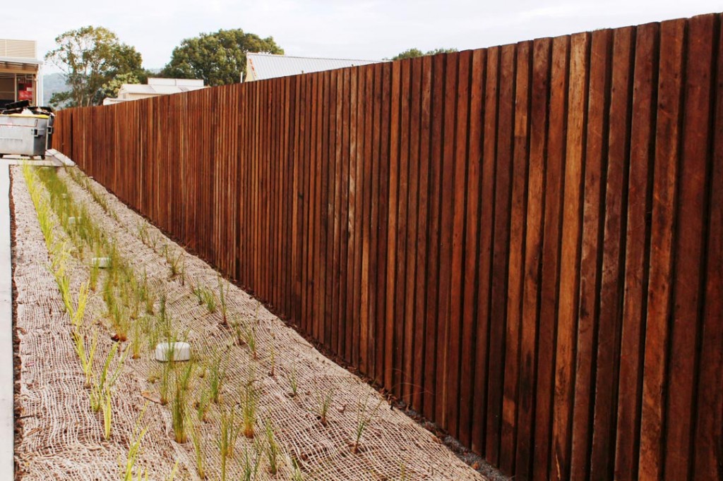 IGA Yandina Lapped Timber Fence