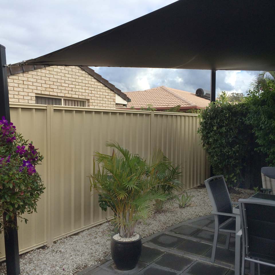 Labrador Colorbond Fence Gold Coast