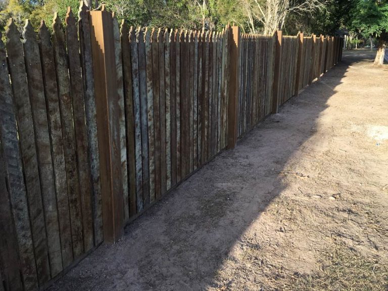 Timber fencing in Caboolture, Deception Bay and Morayfield Queensland