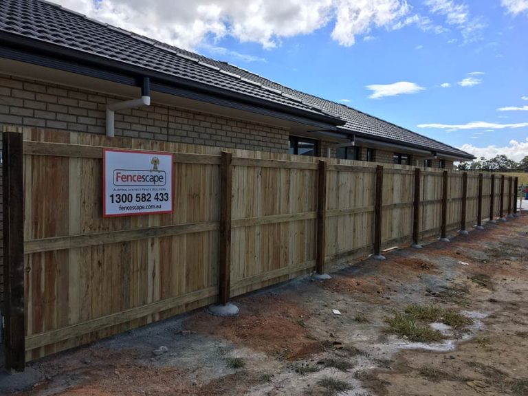 Timber fencing in Caboolture, Deception Bay and Morayfield Queensland