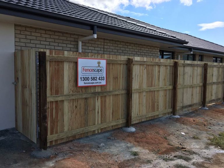 Timber fencing in Caboolture, Deception Bay and Morayfield Queensland